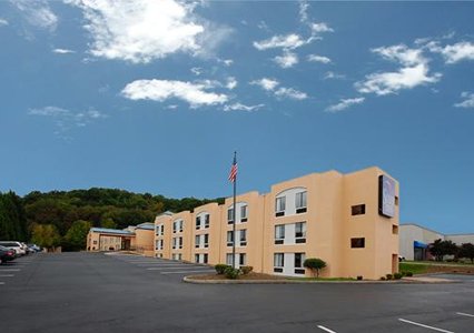 Sleep Inn Tanglewood 01